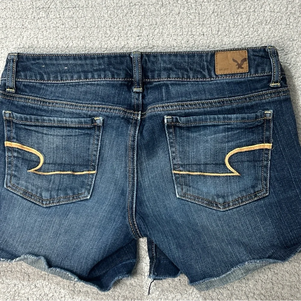 American Eagle Outfitters Dark Blue Jean Shorts With‎ Faux Leather Braids Size 6
